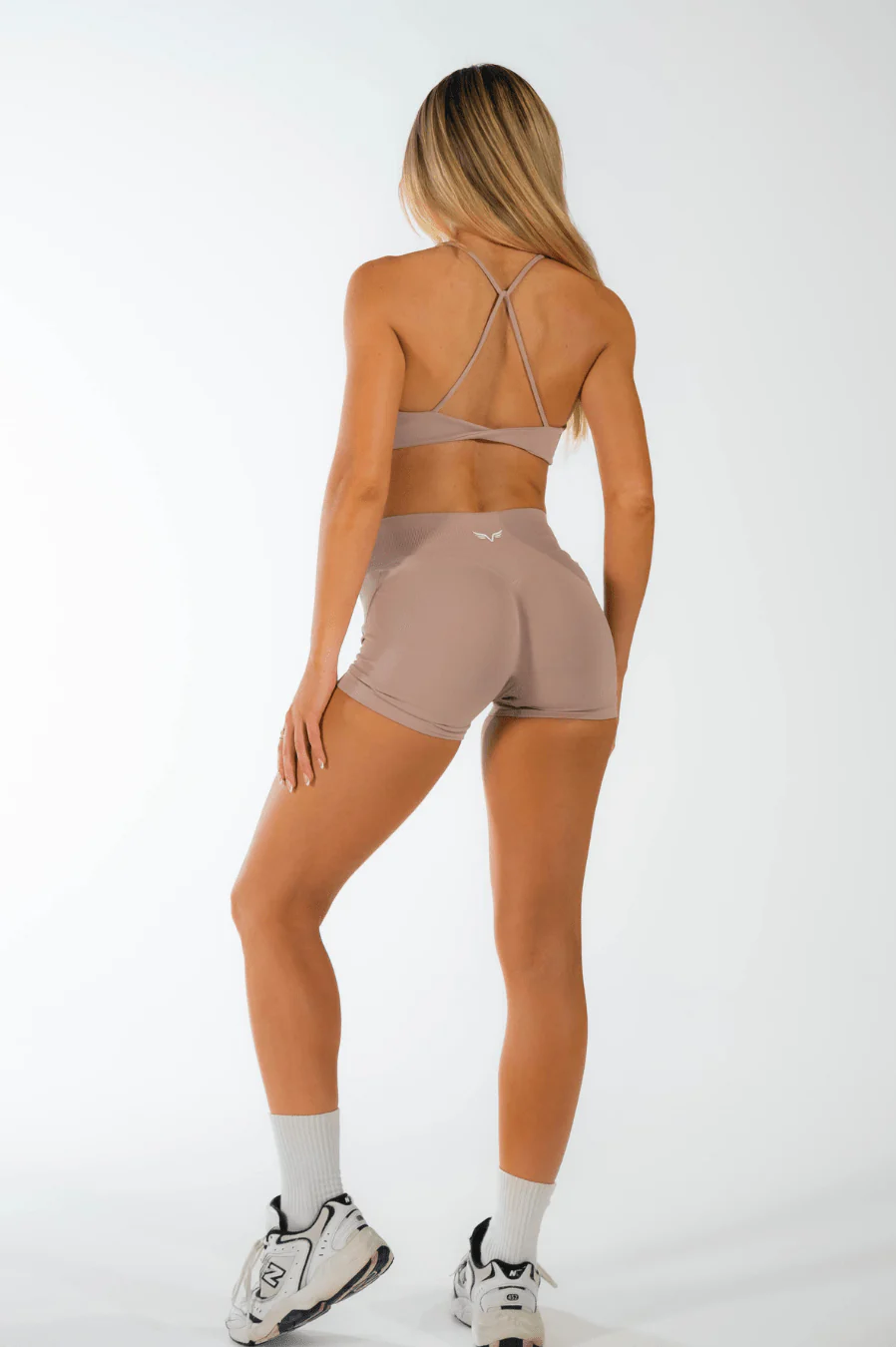 Club Athletica Flex Seamless Shorts Sirocco Nude - Image 4
